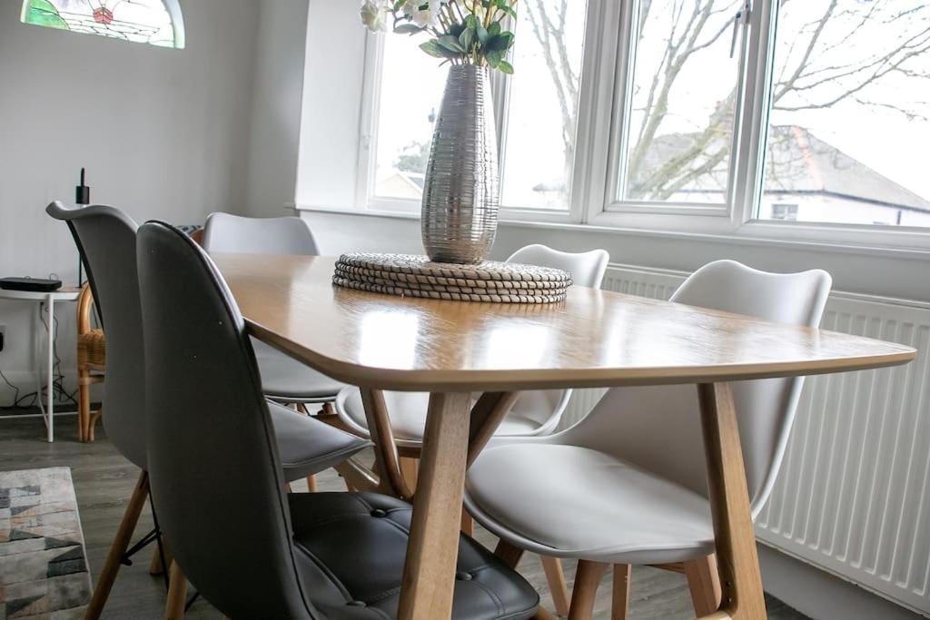 Stylish Retreat In Leigh-On-Sea Leilighet Southend-on-Sea Eksteriør bilde